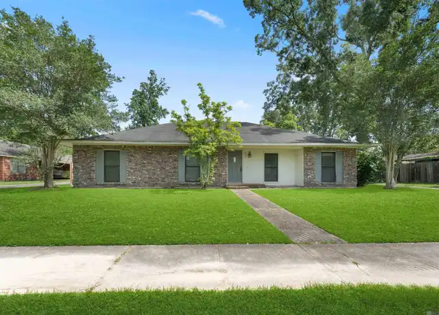 Property at 918 Rossmore Ave, Baton Rouge, LA, 70810, 3 beds, 2 baths, [object Object]