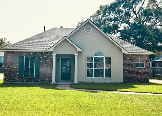Property at 14371 Whispering Oaks Dr, Gonzales, LA, 70737, 3 beds, 2 baths, [object Object]