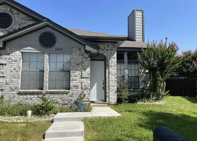 Property at 6404 Valleybrooke Ct, Arlington, TX, 76001, 2 beds, 2 baths, [object Object]