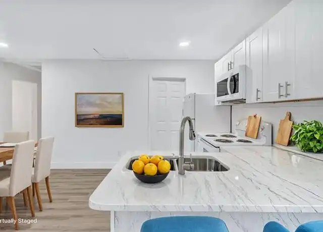 Property at 2530 Honeysuckle Ave, Fort Worth, TX, 76111, 3 beds, 1 bath, [object Object]