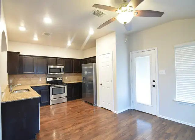 Property at 1317 Blue Leaf Dr, Temple, TX, 76502, 3 beds, 2 baths, [object Object]