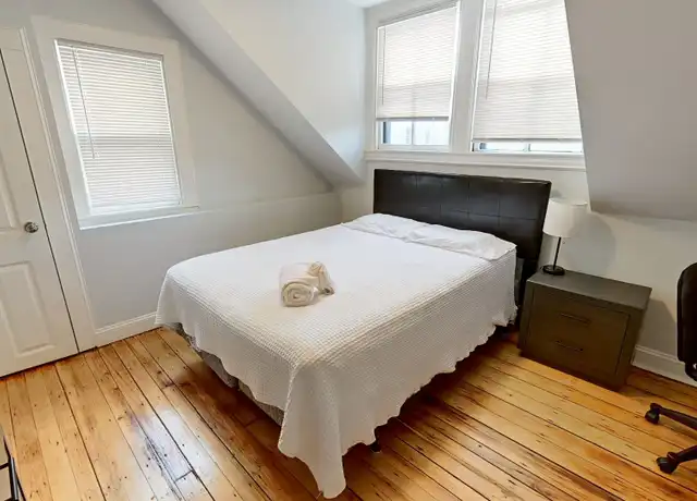 Property at 29 Creighton St Unit 3-C C, Providence, RI, 02906, 4 beds, 2 baths, [object Object]