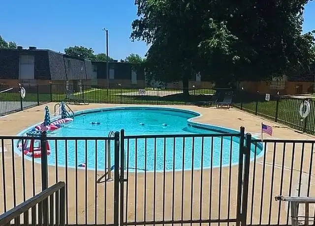 Property at Jasper Gardens - 2502 N Rockwell Ave, Bethany, OK, 73008, 1 bed, 1 bath, [object Object]