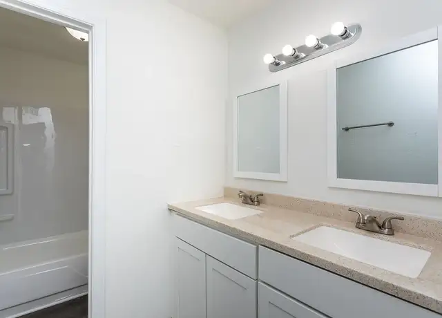Photo of 4900 Central Dr, Stone Mountain, GA 30083