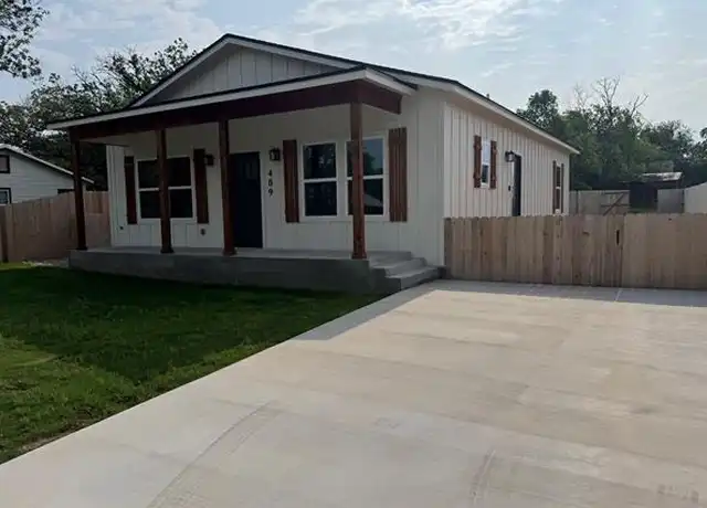 Property at 409 5th St, Blanket, TX, 76432, 3 beds, 2 baths, [object Object]