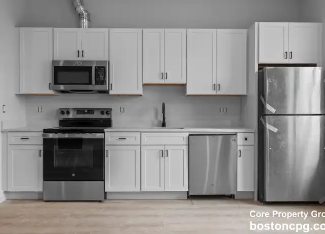 Property at 198 Albion St Unit 205, Wakefield, MA, 01880, 2 beds, 1 bath, [object Object]