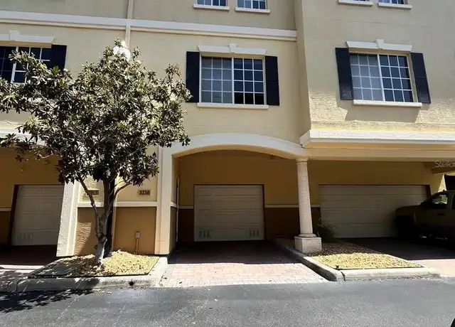 Property at 5238 W Kennedy Blvd, Tampa, FL, 33609, 2 beds, 2.5 baths, [object Object]