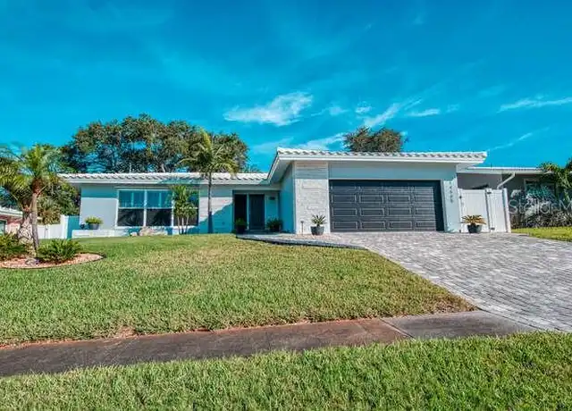 Property at 14665 Crown Dr, Largo, FL, 33774, 3 beds, 2 baths, [object Object]