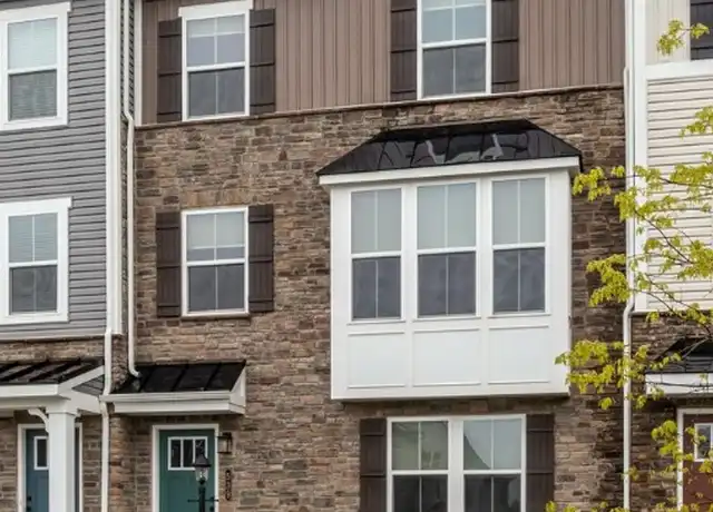 Property at 539 Captain Lee Boss Way, Cranberry Township, PA, 16066, 3 beds, 2.5 baths, [object Object]
