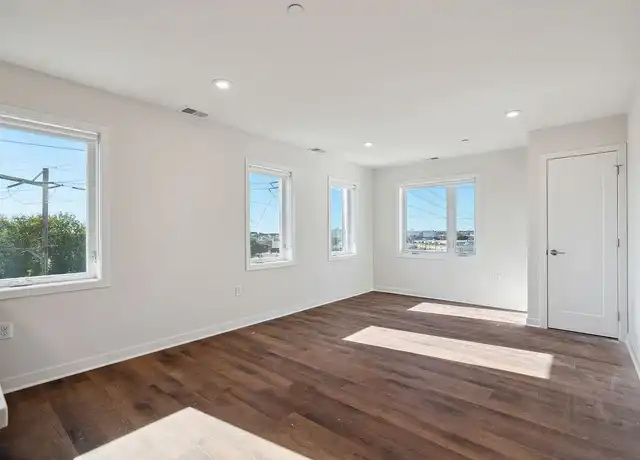 Property at Graduate Pointe - 2501 Washington Ave, Philadelphia, PA, 19146, 1-2 bed, 1-2 bath, [object Object]