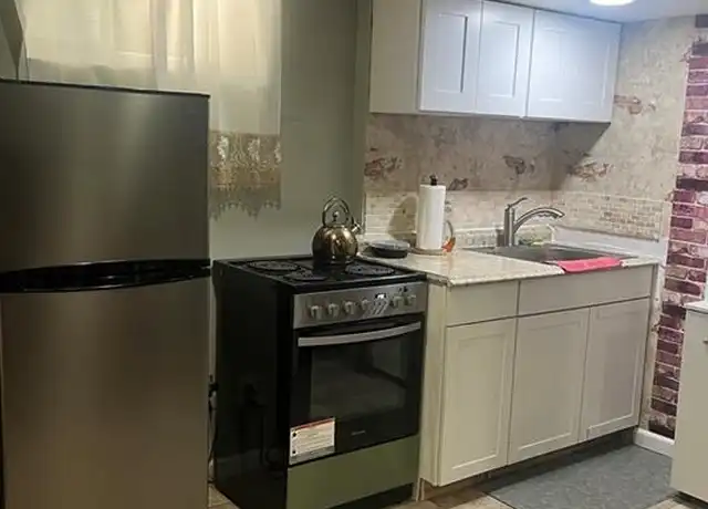 Property at 223 Roberts Ave, Yonkers, NY, 10703, 2 beds, 1 bath, [object Object]