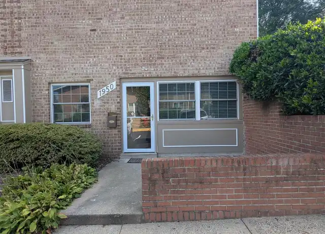 Property at 1950 Kennedy Dr Unit T1, McLean, VA, 22102, 2 beds, 1 bath, [object Object]