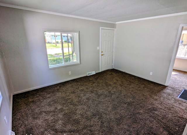 Photo of 3502 Lowell Ave, Lorain, OH 44055