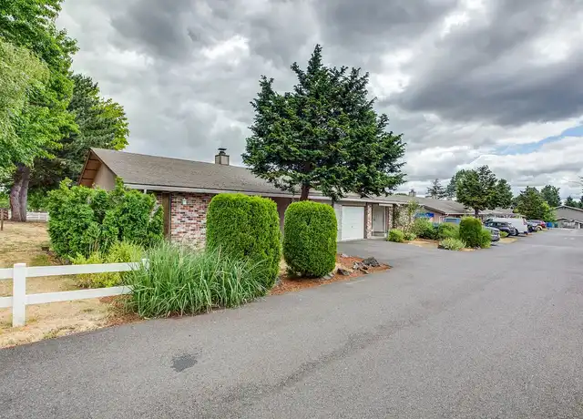 Property at NE34 Duplexes - 5815 NE 34th St, Vancouver, WA, 98661, 2 beds, 2 baths, [object Object]