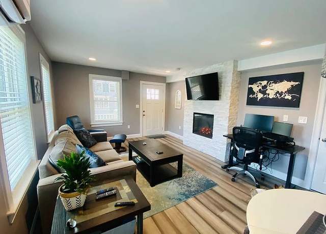 Photo of 217 Bartlett St #2, Portsmouth, NH 03801