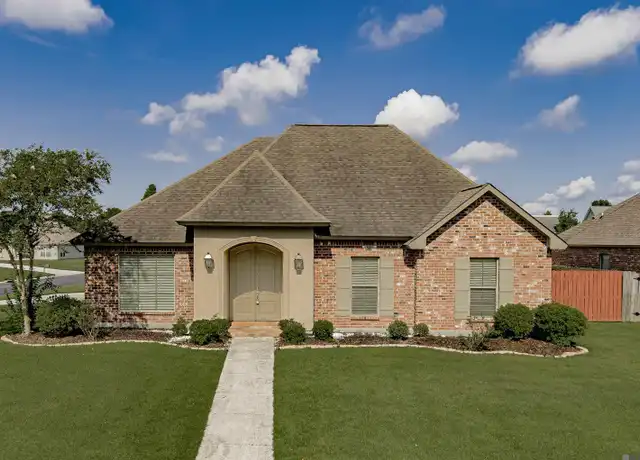 Property at 14399 Essen Terrace Dr, Gonzales, LA, 70737, 3 beds, 2 baths, [object Object]