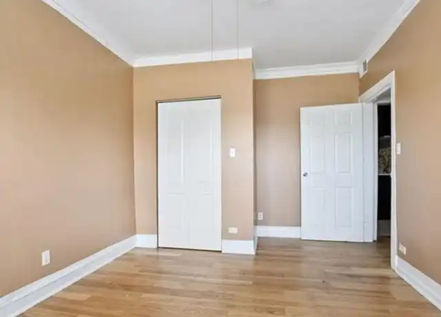 Property at 1142 W 77th St Unit 2, Chicago, IL, 60620, 1 bed, 1 bath, [object Object]