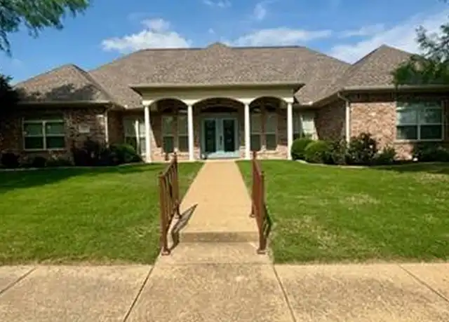 Property at 2902 Troon Rd, Ennis, TX, 75119, 3 beds, 2.5 baths, [object Object]