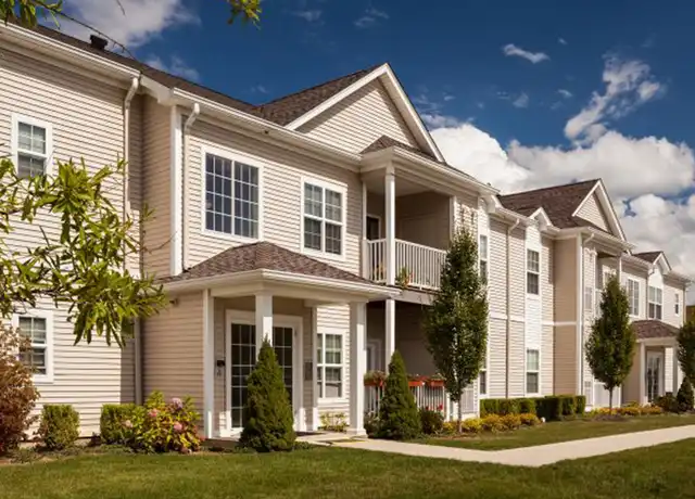 Property at Sutton Hill Apartments - 2 Underhill Rd, Middletown, NY, 10940, 2 beds, 1.5 baths, [object Object]