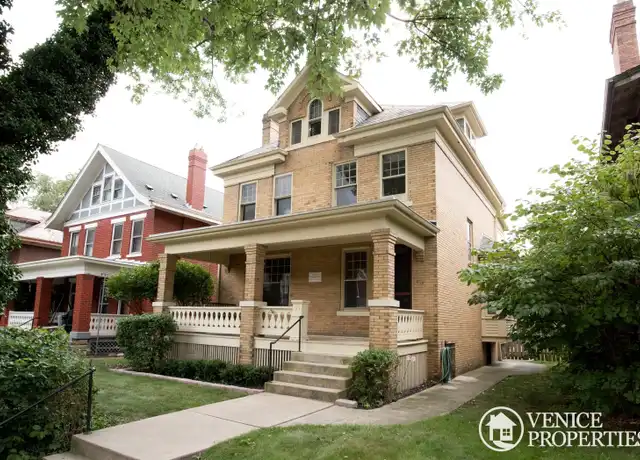 Property at 55 E Oakland Ave, Columbus, OH, 43201, 7 beds, 2 baths, [object Object]