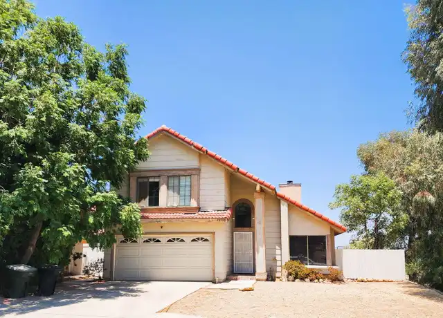 Property at 15730 Half Moon Dr, Lake Elsinore, CA, 92530, 3 beds, 2.5 baths, [object Object]