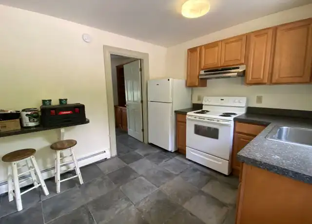 Property at 277 Mast Rd Unit 1, Durham, NH, 03824, 1 bed, 1 bath, [object Object]