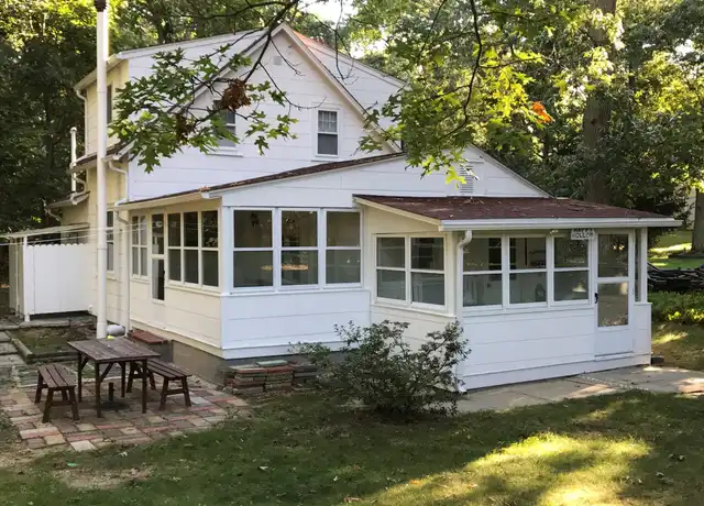 Property at 275 Hamilton Ave, Cutchogue, NY, 11935, 3 beds, 1 bath, [object Object]
