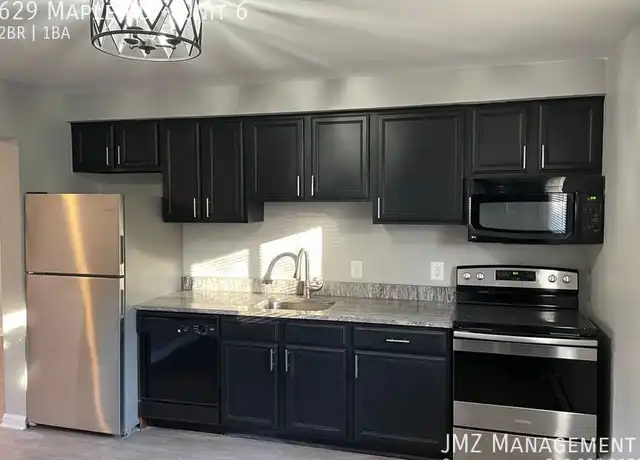 Property at 629 W Maple Rd Unit 6, Clawson, MI, 48017, 2 beds, 1 bath, [object Object]