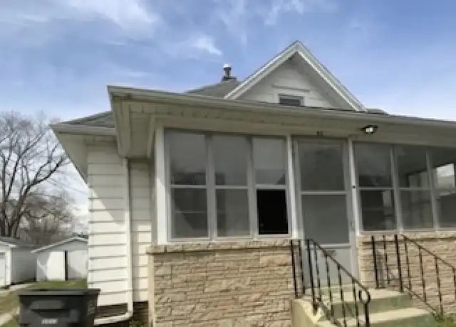 Property at 42 S Alexander St, Danville, IL, 61832, 2 beds, 1 bath, [object Object]