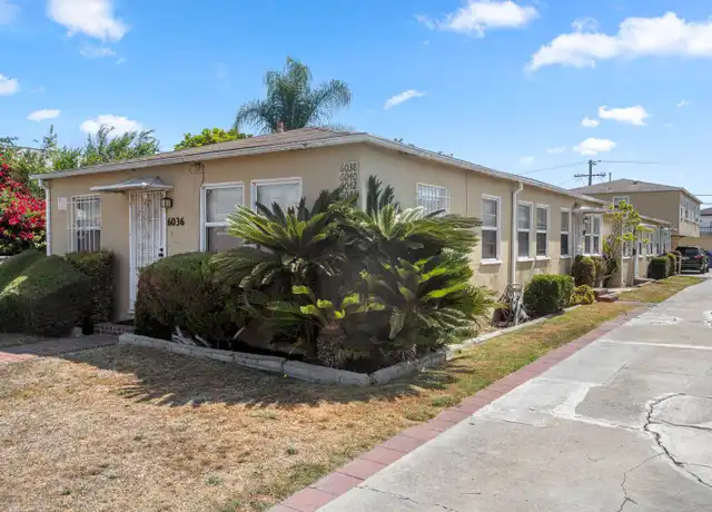 Property at 6044 1/2 10th Ave Unit 6044 1/2, Los Angeles, CA, 90043, 1 bed, 1 bath, [object Object]