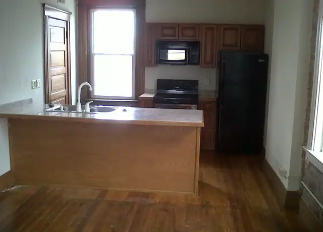 Property at 2907 Glendora Ave Unit 5, Cincinnati, OH, 45219, 1 bed, 1 bath, [object Object]