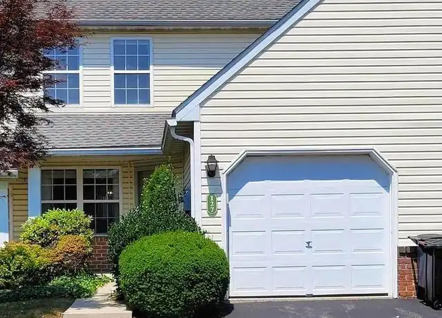 Property at 127 Hickory Ln, Reading, PA, 19610, 3 beds, 2.5 baths, [object Object]
