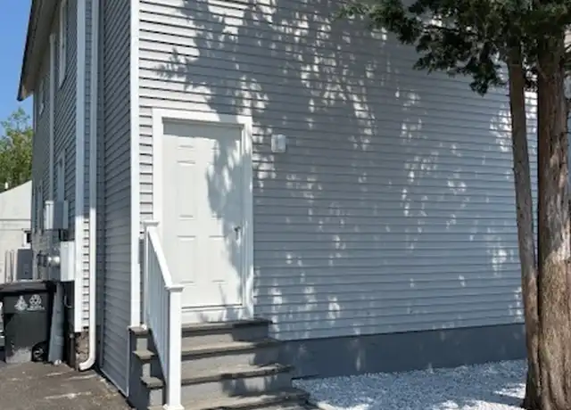 Property at 70 Dyke Ln, Stamford, CT, 06902, 3 beds, 2 baths, [object Object]