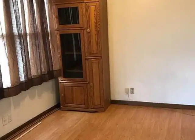 Property at 1724 Harmont Ave NE, Canton, OH, 44705, 2 beds, 1 bath, [object Object]