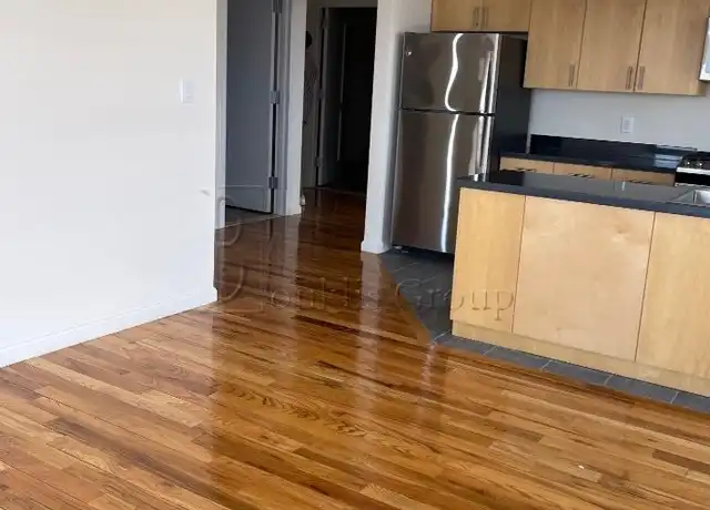 Property at 34-46 Vernon Blvd Unit W218, Queens, NY, 11106, 1 bed, 1 bath, [object Object]