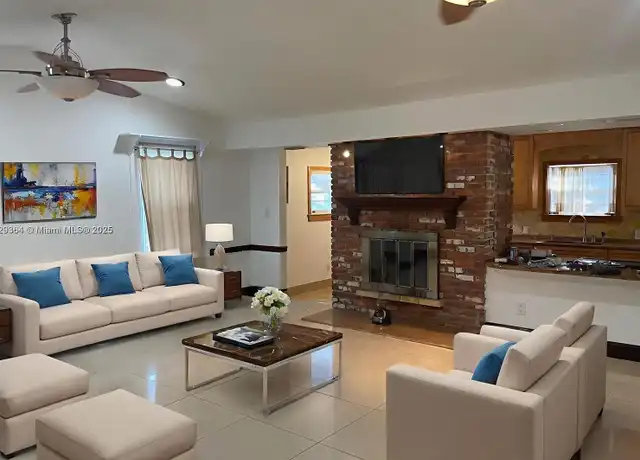 Property at 258 SW 1st Ct Unit 258, Dania Beach, FL, 33004, 4 beds, 3.5 baths, [object Object]
