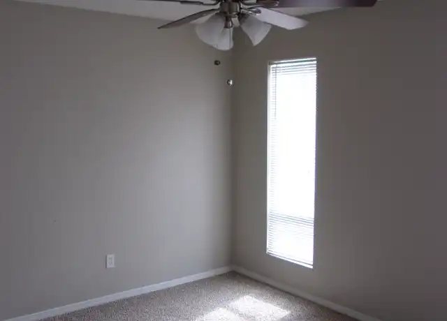 Property at 10404 Evergreen Ct, Oklahoma City, OK, 73162, 3 beds, 2 baths, [object Object]