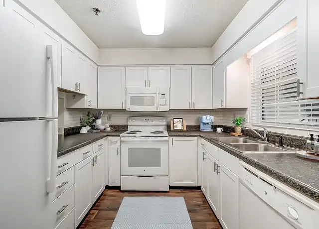 Property at Salem Village - 1325 Corton Dr, Charlotte, NC, 28203, 2 beds, 1.5-2 baths, [object Object]
