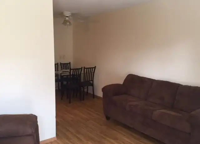 Property at 1301 E Harding Dr, Urbana, IL, 61801, 1 bed, 1 bath, [object Object]