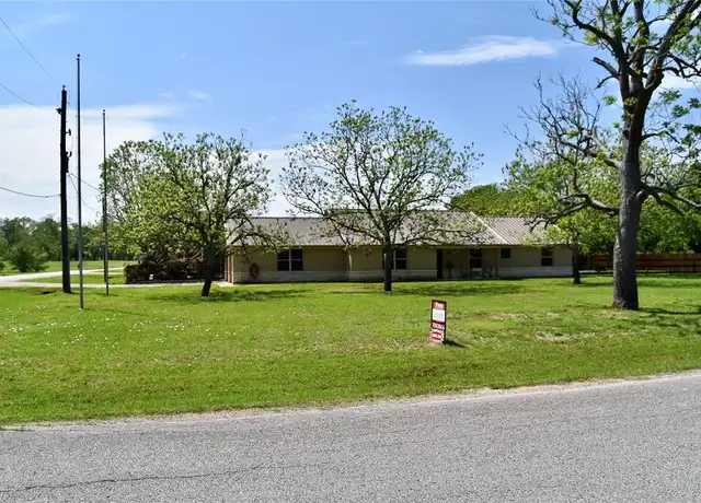 Property at 909 Baker Rd, Rosenberg, TX, 77471, 3 beds, 2 baths, [object Object]
