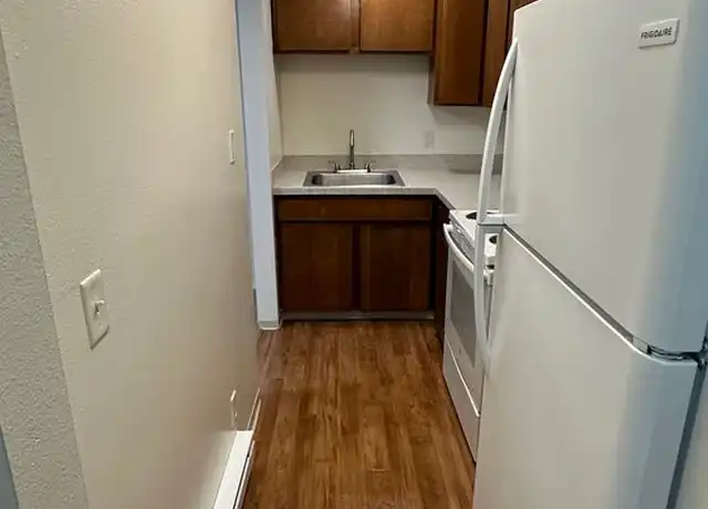Property at 4040 8th Ave NE Unit 5, Seattle, WA, 98105, 1 bed, 1 bath, [object Object]