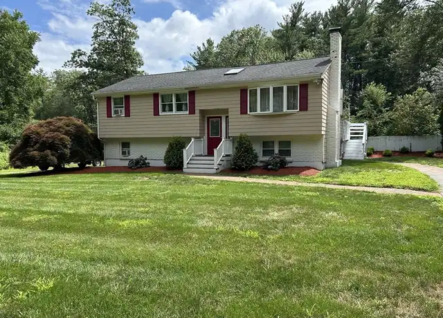Property at 5 Quincy St, Wilmington, MA, 01887, 3 beds, 1 bath, [object Object]
