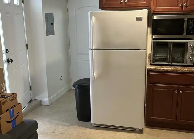 Property at 61 Brookside Loop, Staten Island, NY, 10309, 0 beds, 1 bath, [object Object]