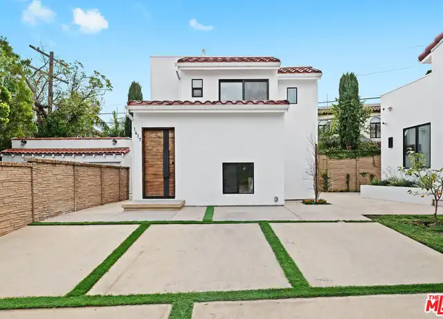 Property at 1417 Crestview Ct, Los Angeles, CA, 90024, 1 bed, 1 bath, [object Object]