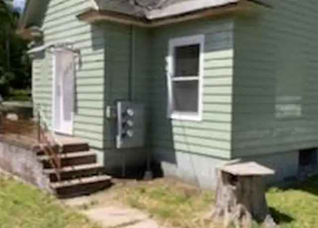 Property at 42 Hillside Ave, Monticello, NY, 12701, 2 beds, 1 bath, [object Object]