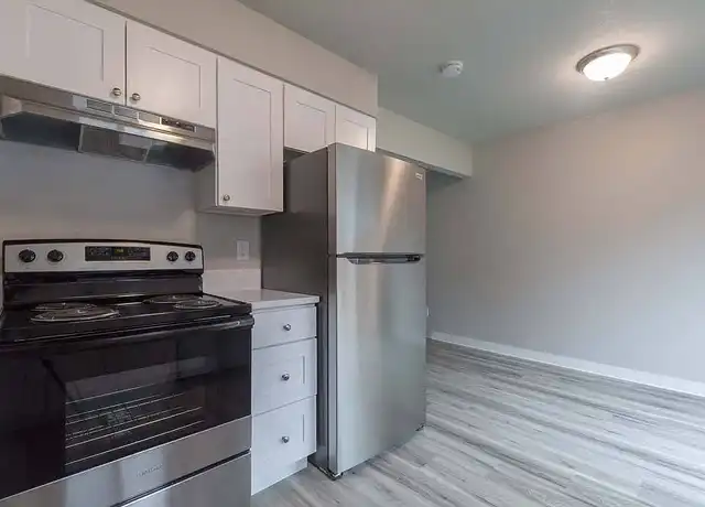 Property at Heritage Townhomes - 7915 SE King Rd, Portland, OR, 97222, 2 beds, 1 bath, [object Object]