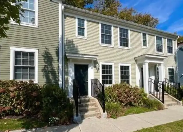 Property at 66 Stoneridge Cir Unit 66, Stamford, CT, 06902, 1 bed, 1 bath, [object Object]