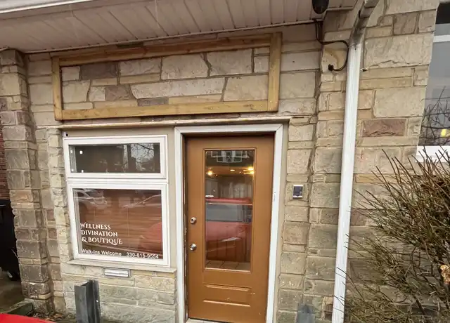 Property at 15 S Highland Ave, Akron, OH, 44303, 1 bed, 1.5 baths, [object Object]