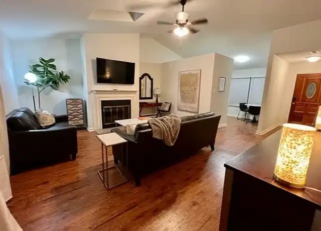 Property at 1413 Willow Crossing Dr, Knoxville, TN, 37922, 3 beds, 2 baths, [object Object]