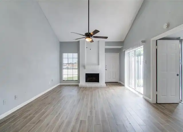 Property at 810 Dunson Glen Dr Unit 404, Houston, TX, 77090, 3 beds, 2 baths, [object Object]